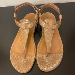 Kenneth Cole ‘Gentle Souls’ sandal